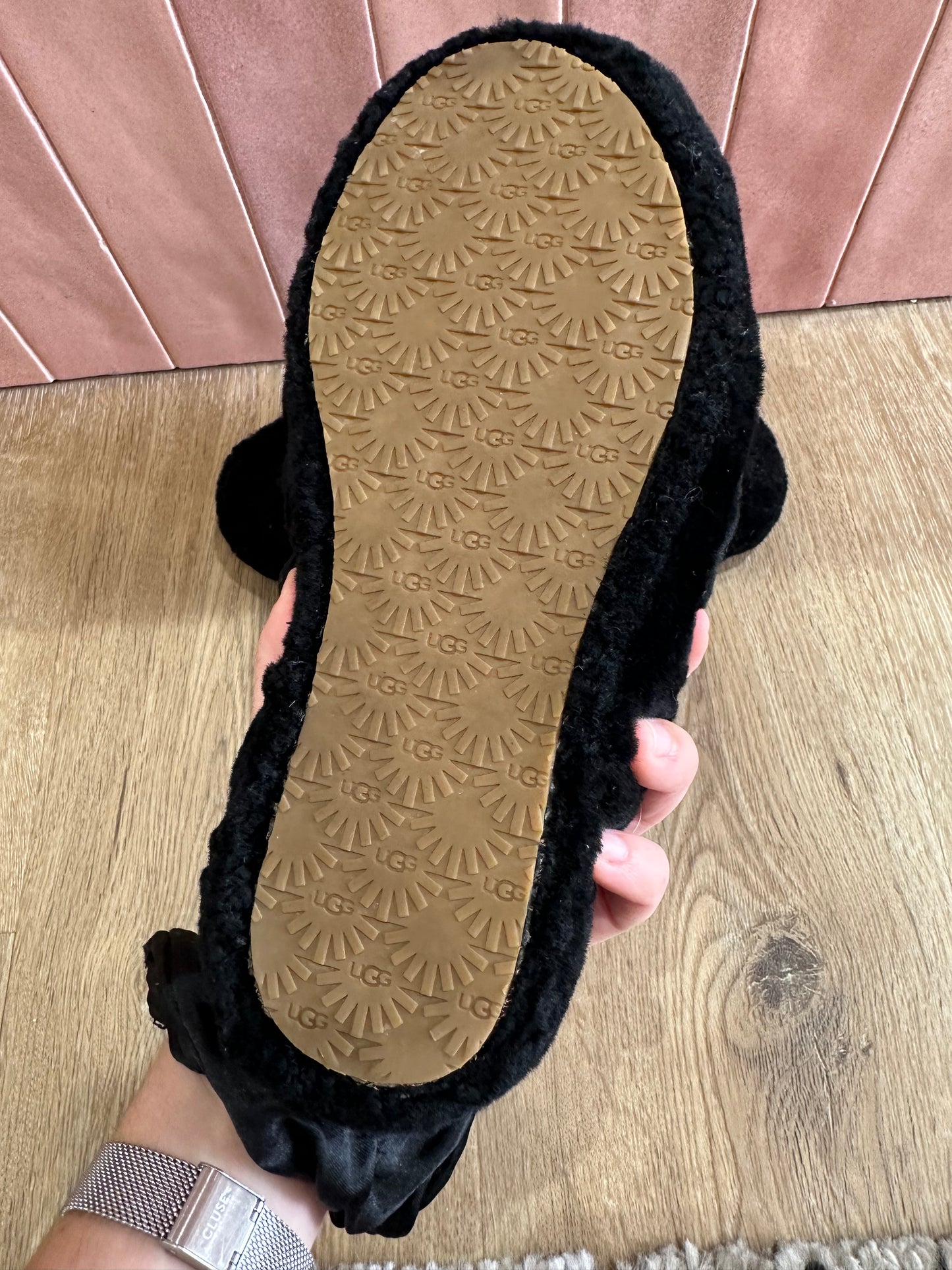 UGG T.36