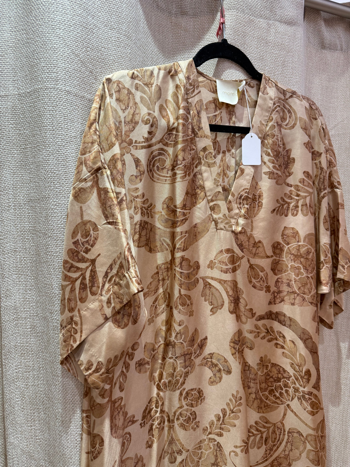 Robe longue en soie beige et marron Momoni T.XL 17/06