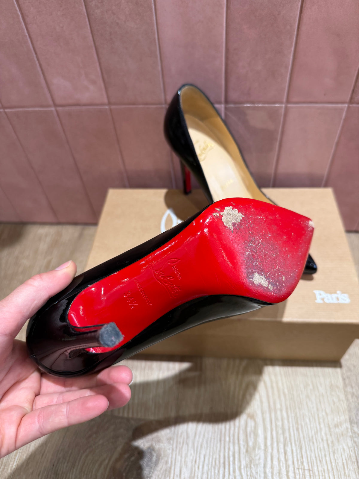 Escarpins Louboutin Pigalle T.34,5 (taille 35) 05/06