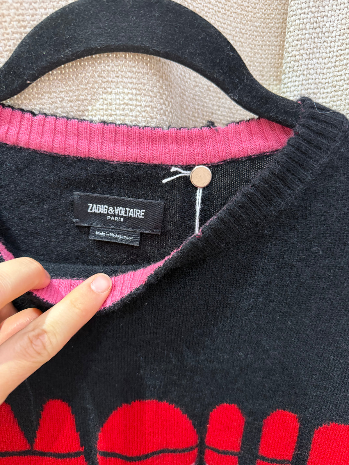 Zadig & Voltaire - Pull noir col rond, inscription rose Love - T.XS 11/09