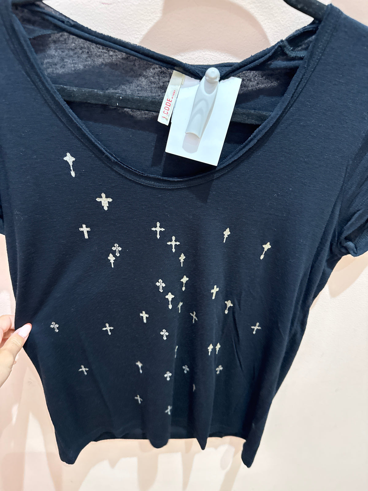 I.Code T-shirt noir croix argentée T.M
