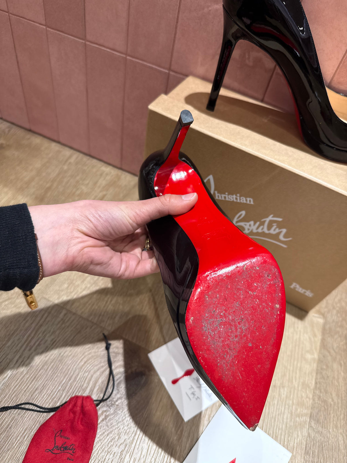 Escarpins Louboutin modèle Pigalle T.41