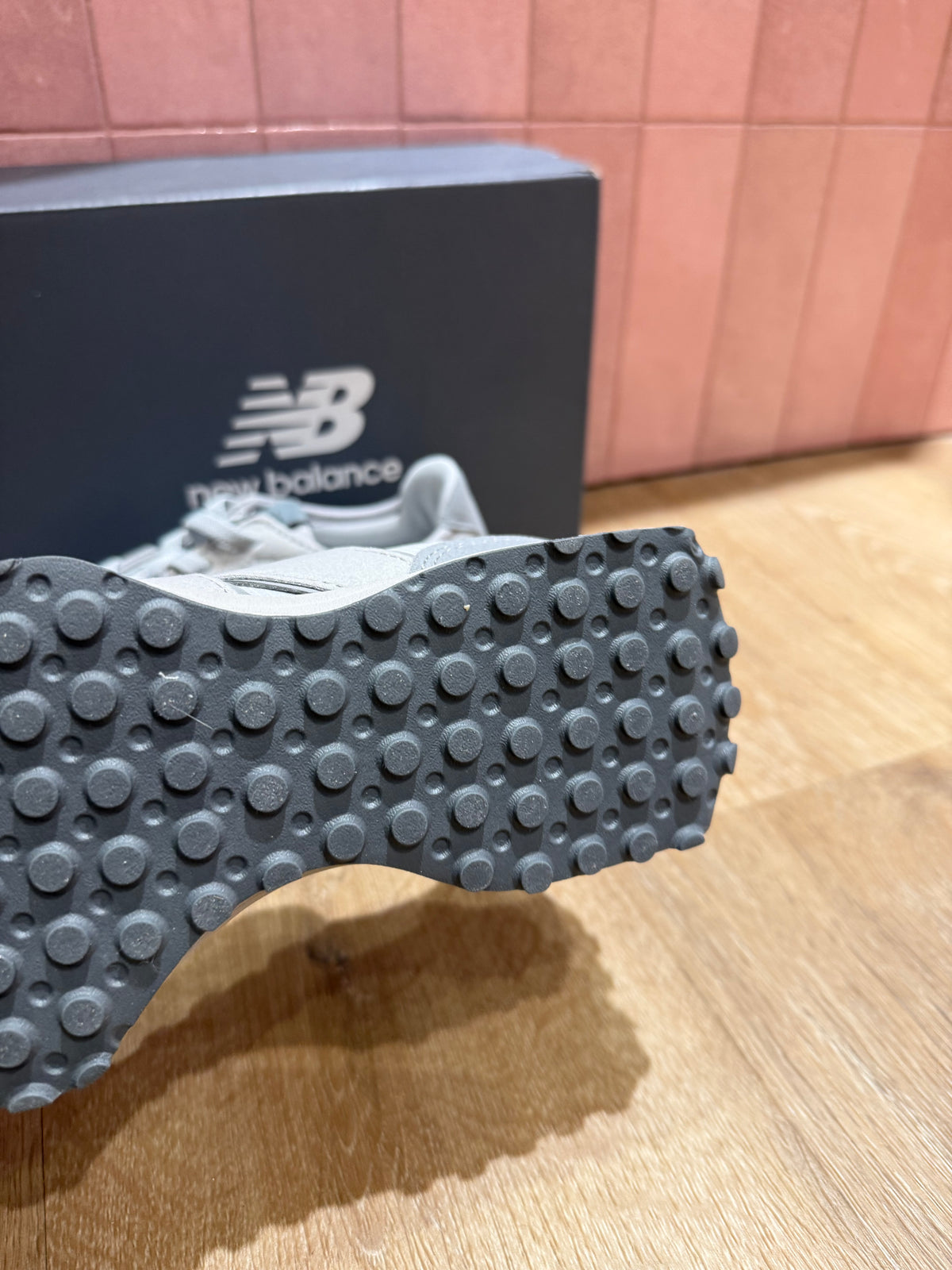 Baskets grises New Balance T.34.5