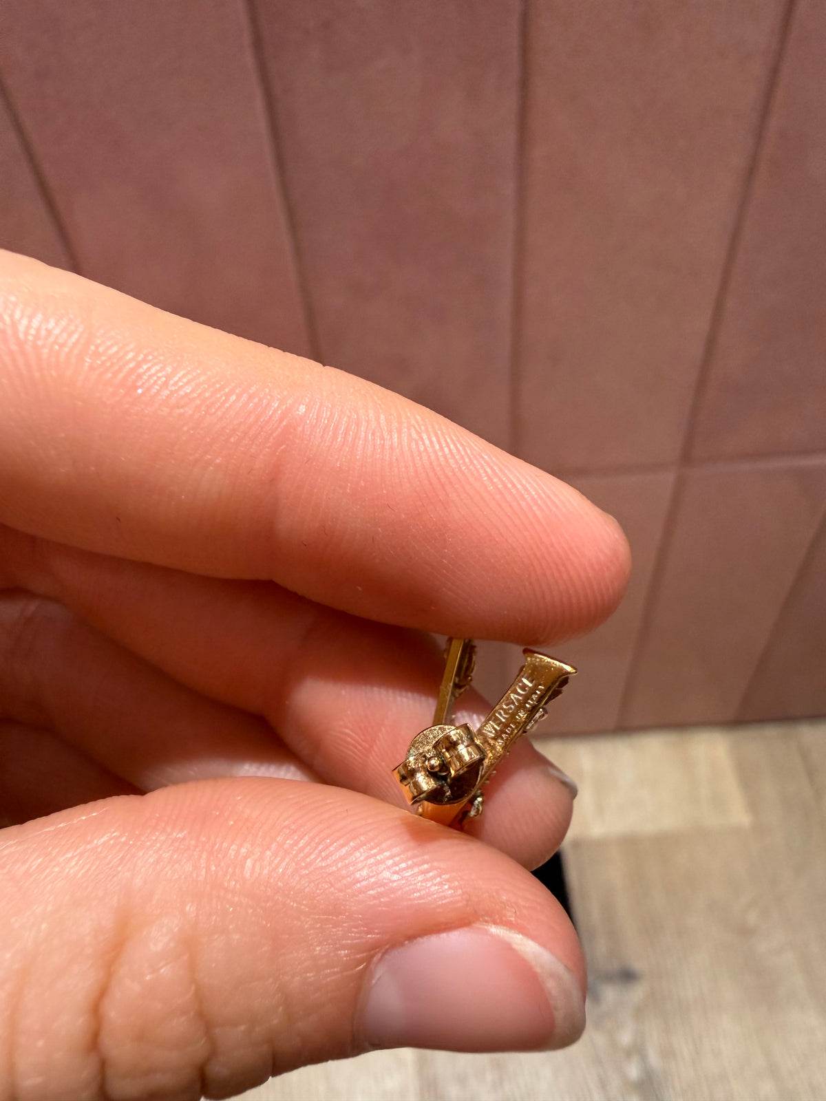 Boucles d’oreilles Versace doré 01/06
