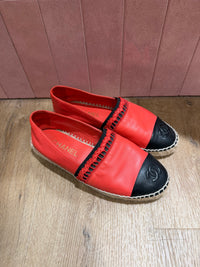 Espadrilles rouges en cuir Chanel - T.37 19/10