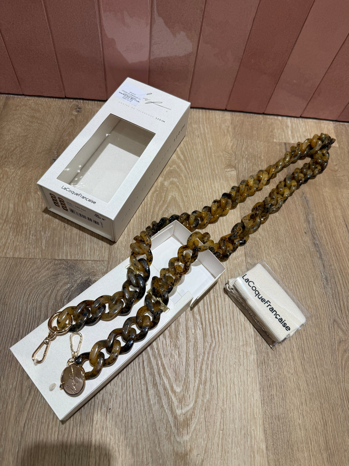 Chaîne de téléphone La Coque Française état neuf