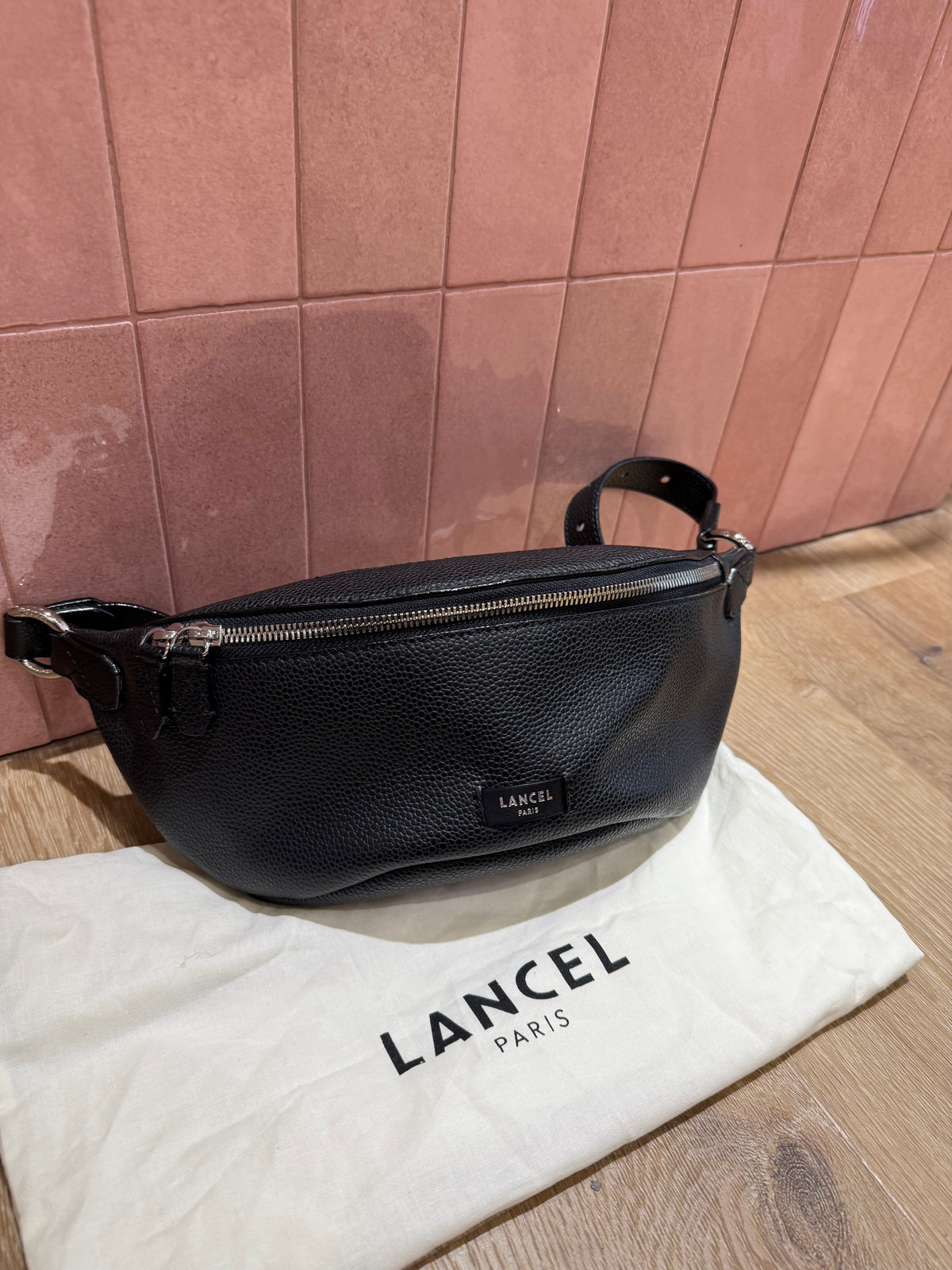 Banane en cuir Lancel