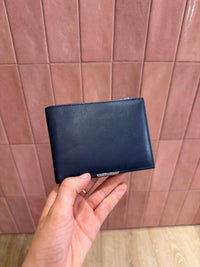 Porte-feuille le tanneur bleu cuir 30/06