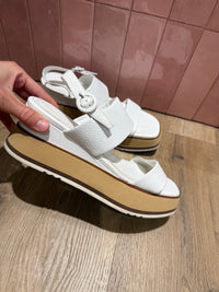 Sandales Intrend Blanc T.40 09/06
