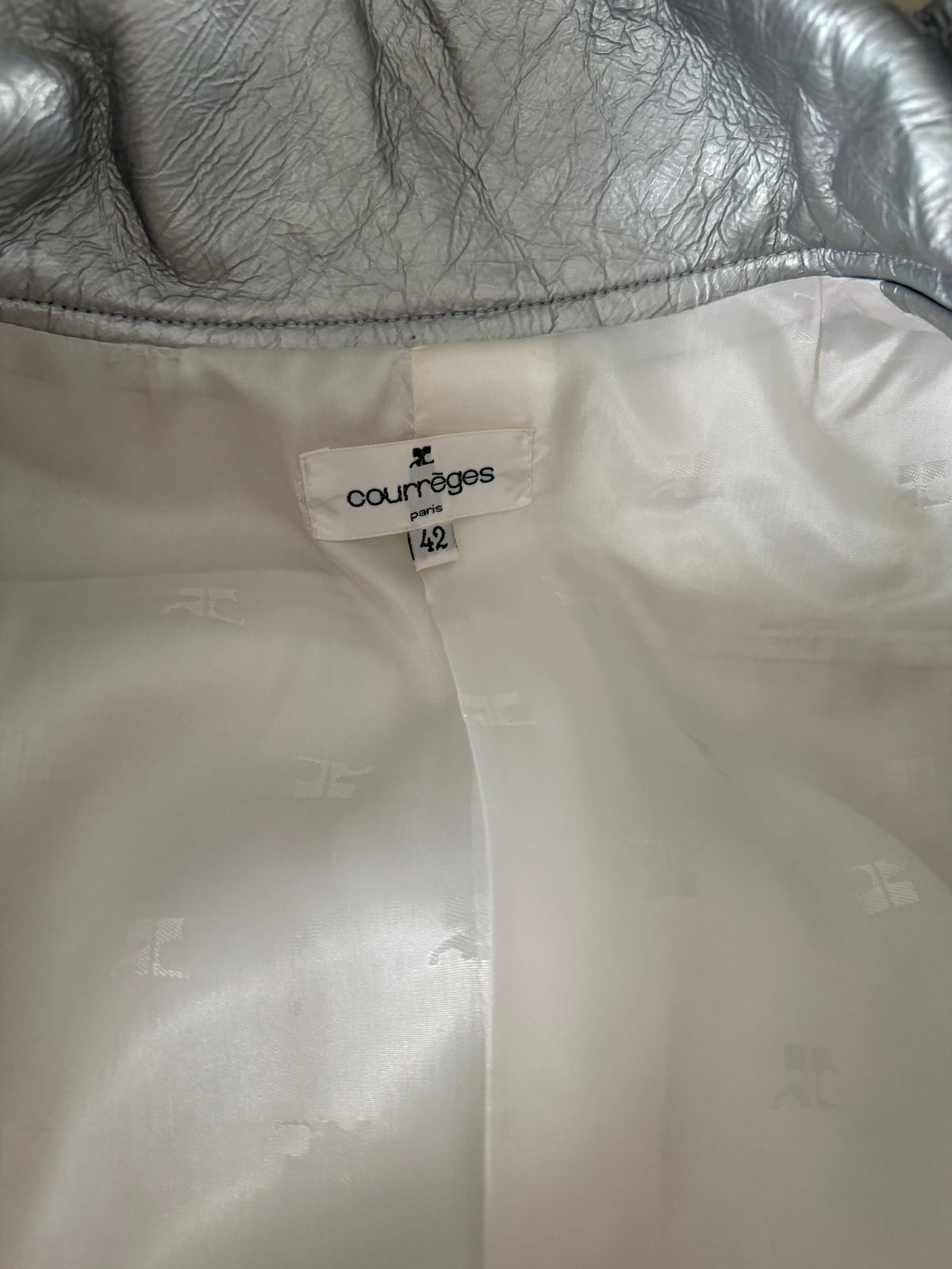 Veste en cuir Courrèges T.38 argenté 15/08