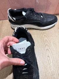 Baskets Noires brillantes IKKS T.39