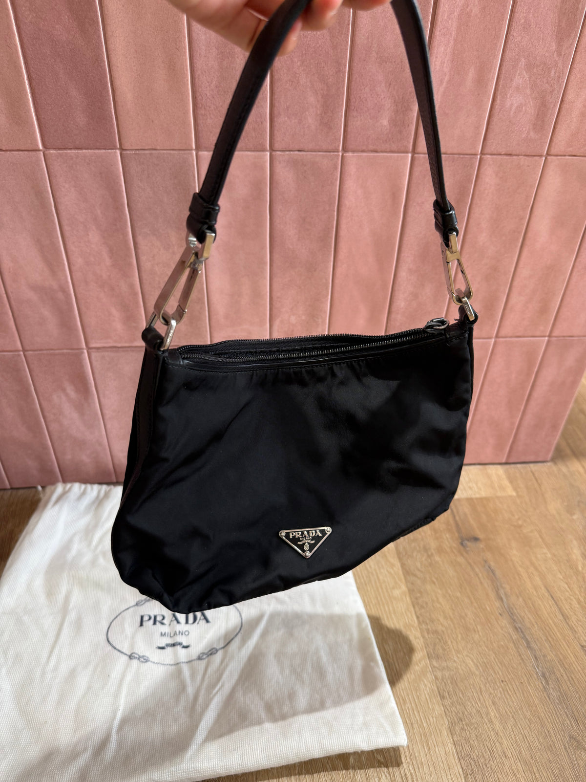 Sac Prada noir toile 24/06