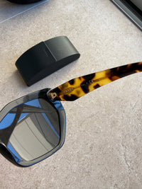 Lunettes Prada neuves 03/08