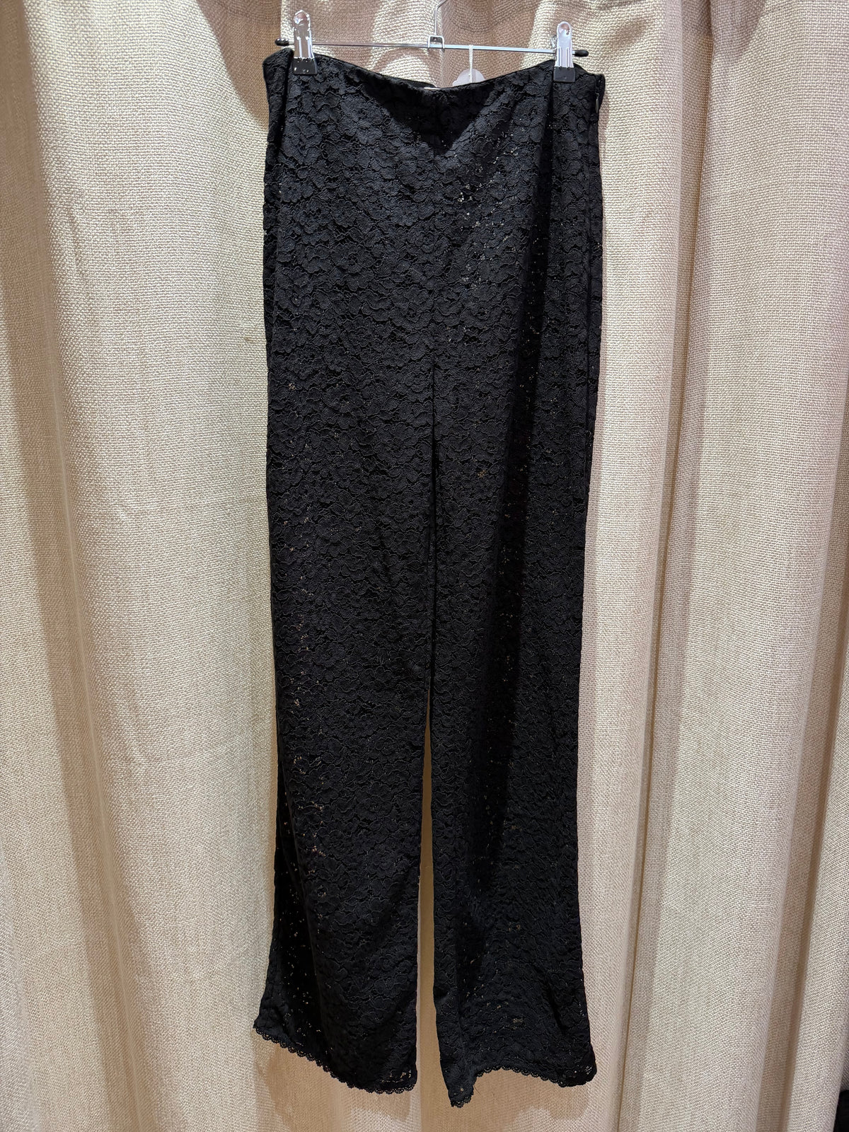 Pantalon noir en dentelle Sézane T.36