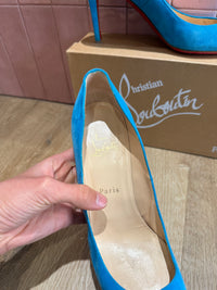 Escarpins Louboutin T.38,5 vente privée