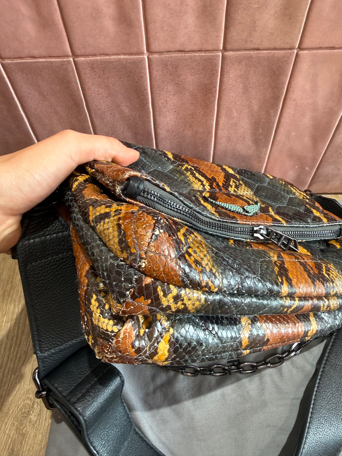 Sac bandoulière marron kaki Zadig & Voltaire 24/06