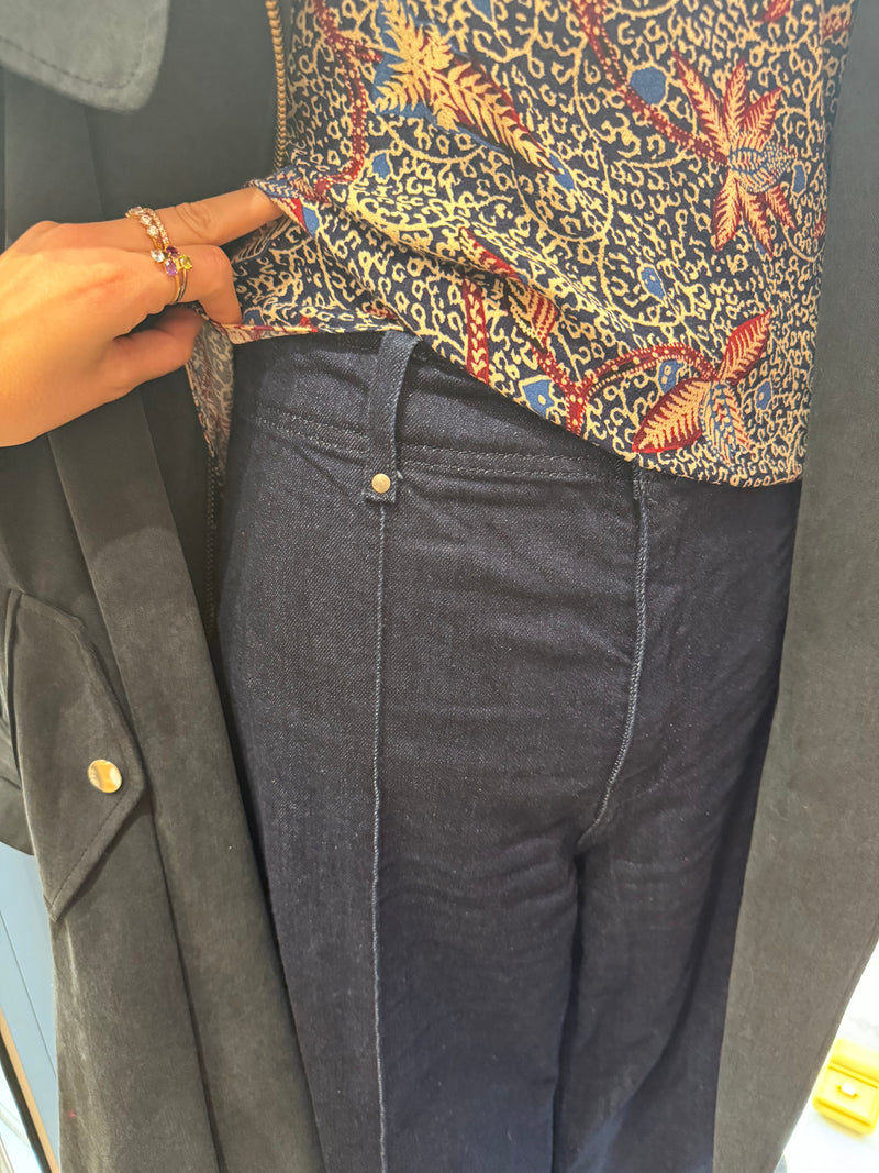 Jean bleu brut jambes larges T.38 Zara