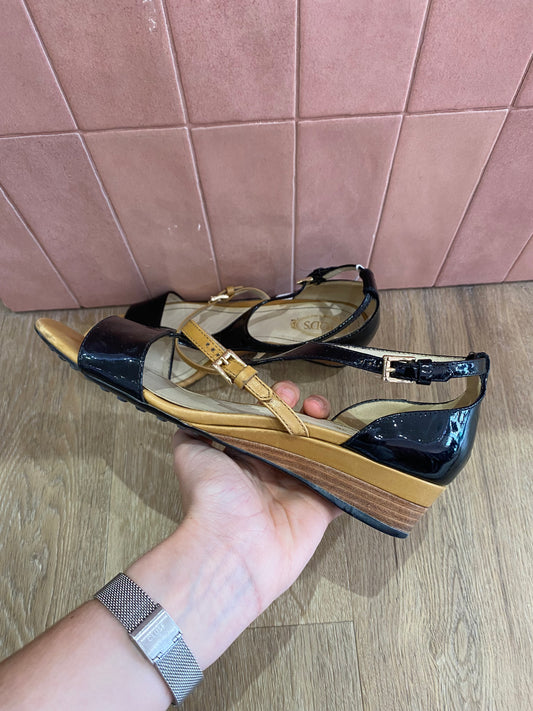 Sandales Tods T.38