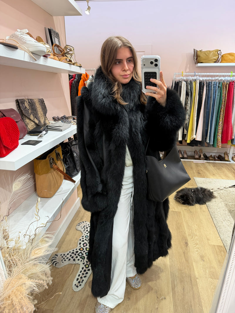 Manteau noir en fourrure T.38 à 42 renard 31/07
