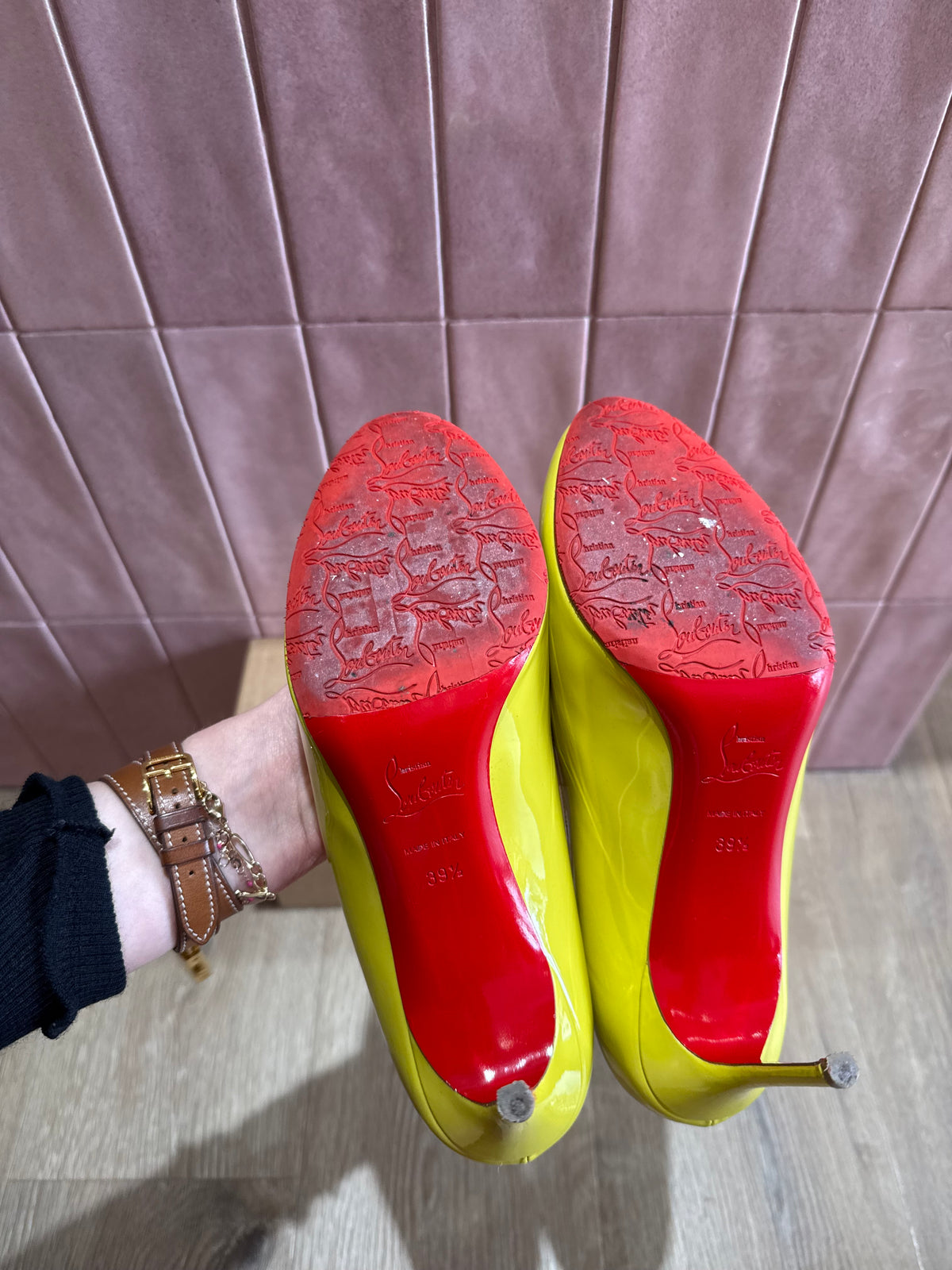 Louboutin escarpins 39,5