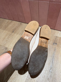 Ballerines beige, détail noir à l’avant, Chanel - T.36 13/09