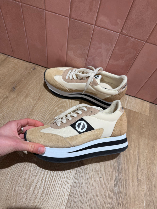 Baskets beige no name T.37