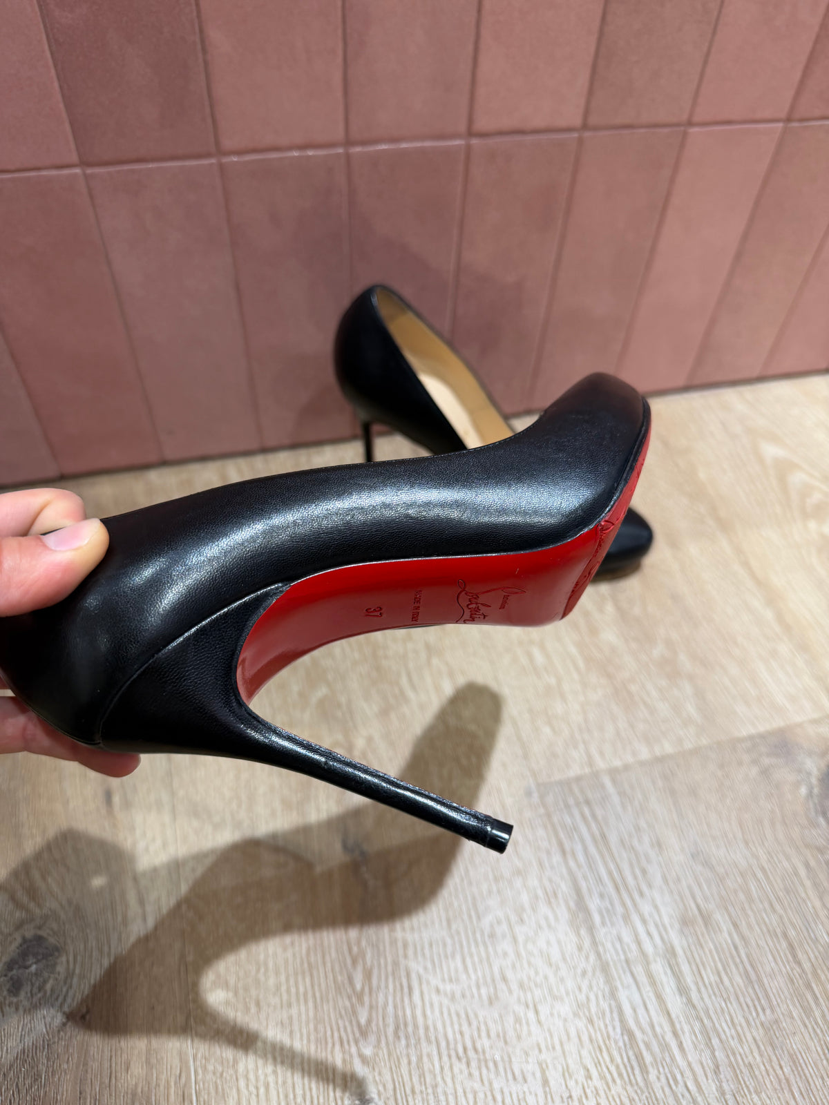 Escarpins Louboutin – 37 27/10