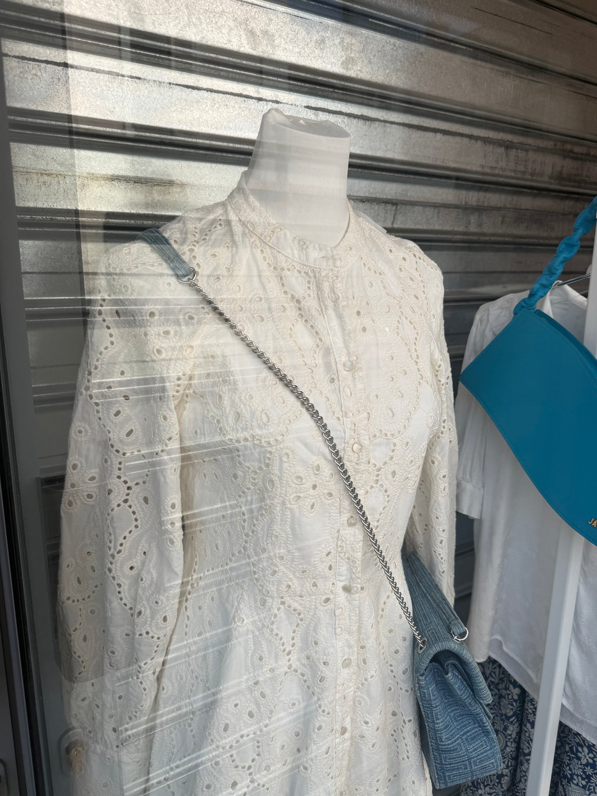 Sézane Robe blanche broderie anglaise T.M 19/07