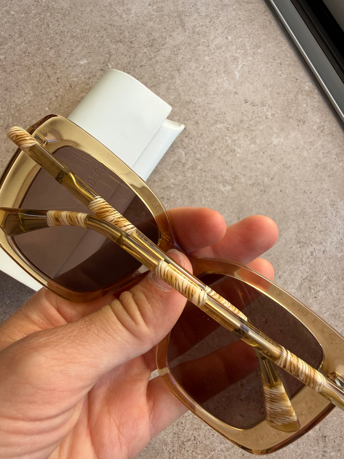 Lunettes Burberry 03/08