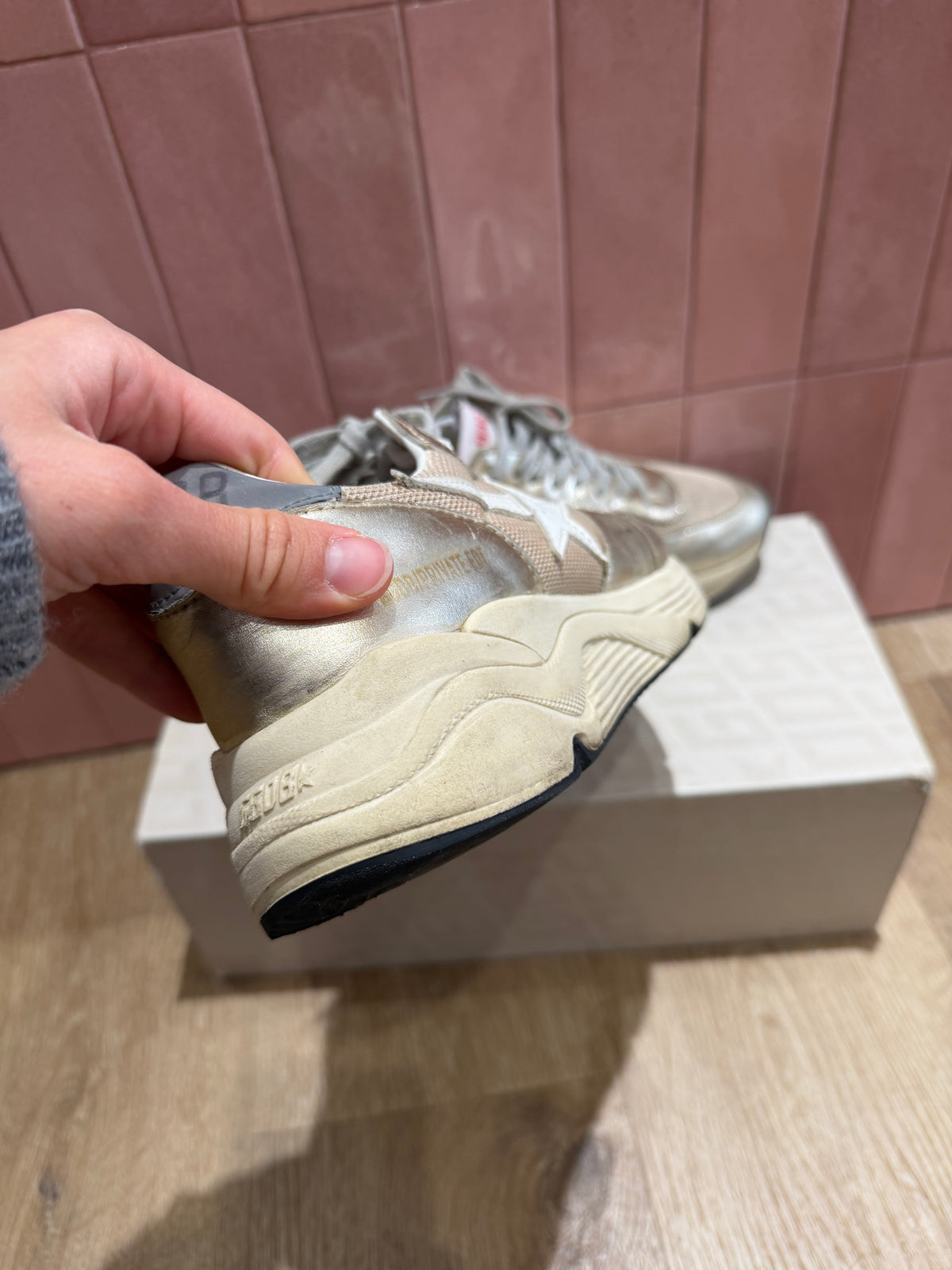 Baskets Golden Goose T.37 11/10