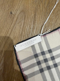 Petit foulard soie beige Burberry 20/07