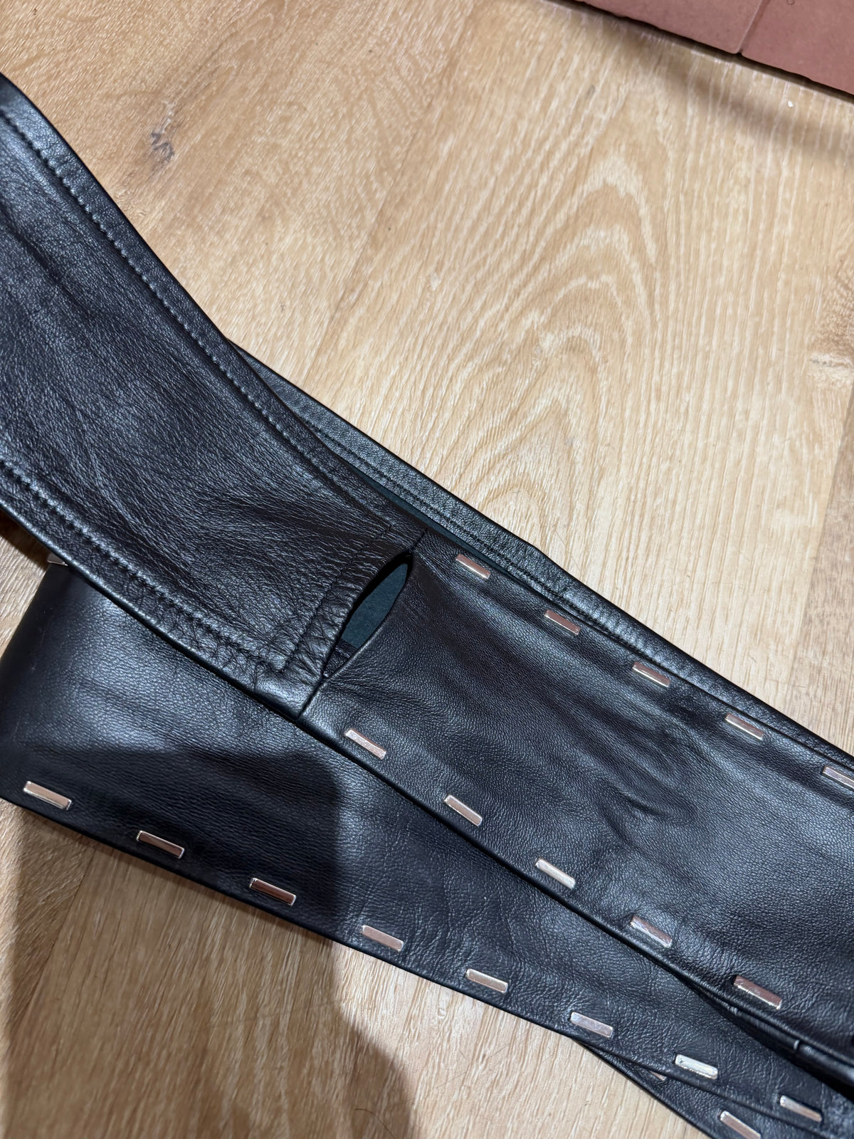 Ceinture noire détails argentés Iro T.75 14/09