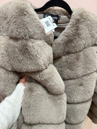 Veste fausse fourrure grise T.S/M le dressing