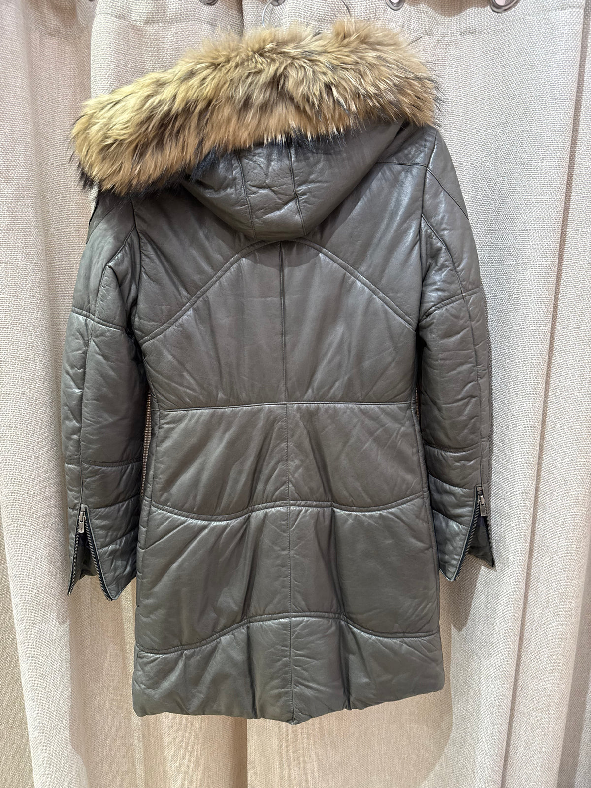 Manteau en cuir ventcouvert T.38