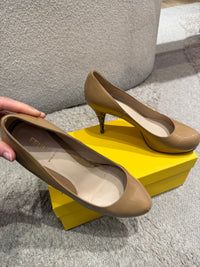 Escarpins fendi T.40