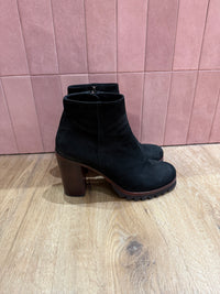 Bottines à talons noires T.38 minelli