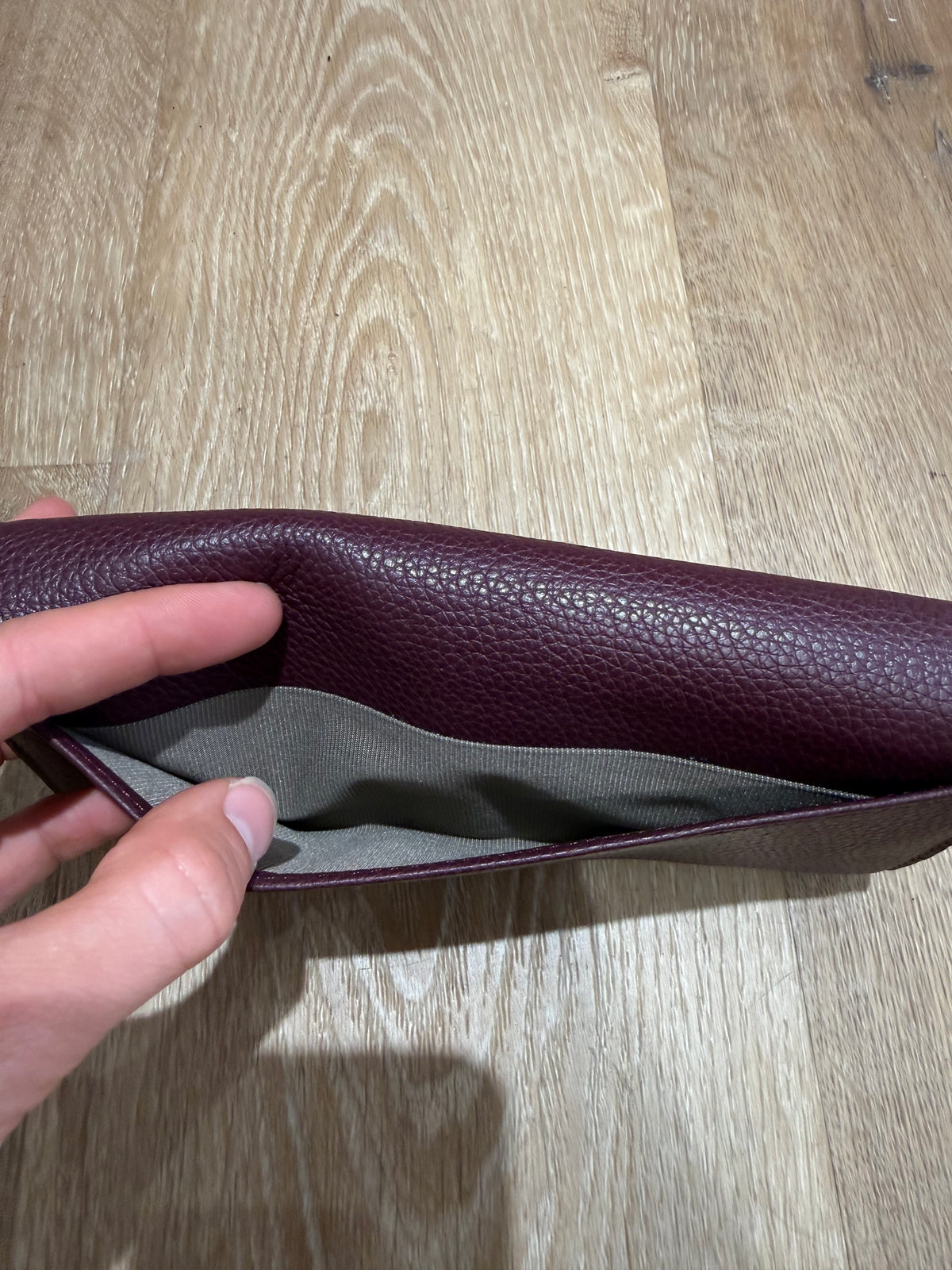 Porte-feuille Furla violet en cuir 05/06