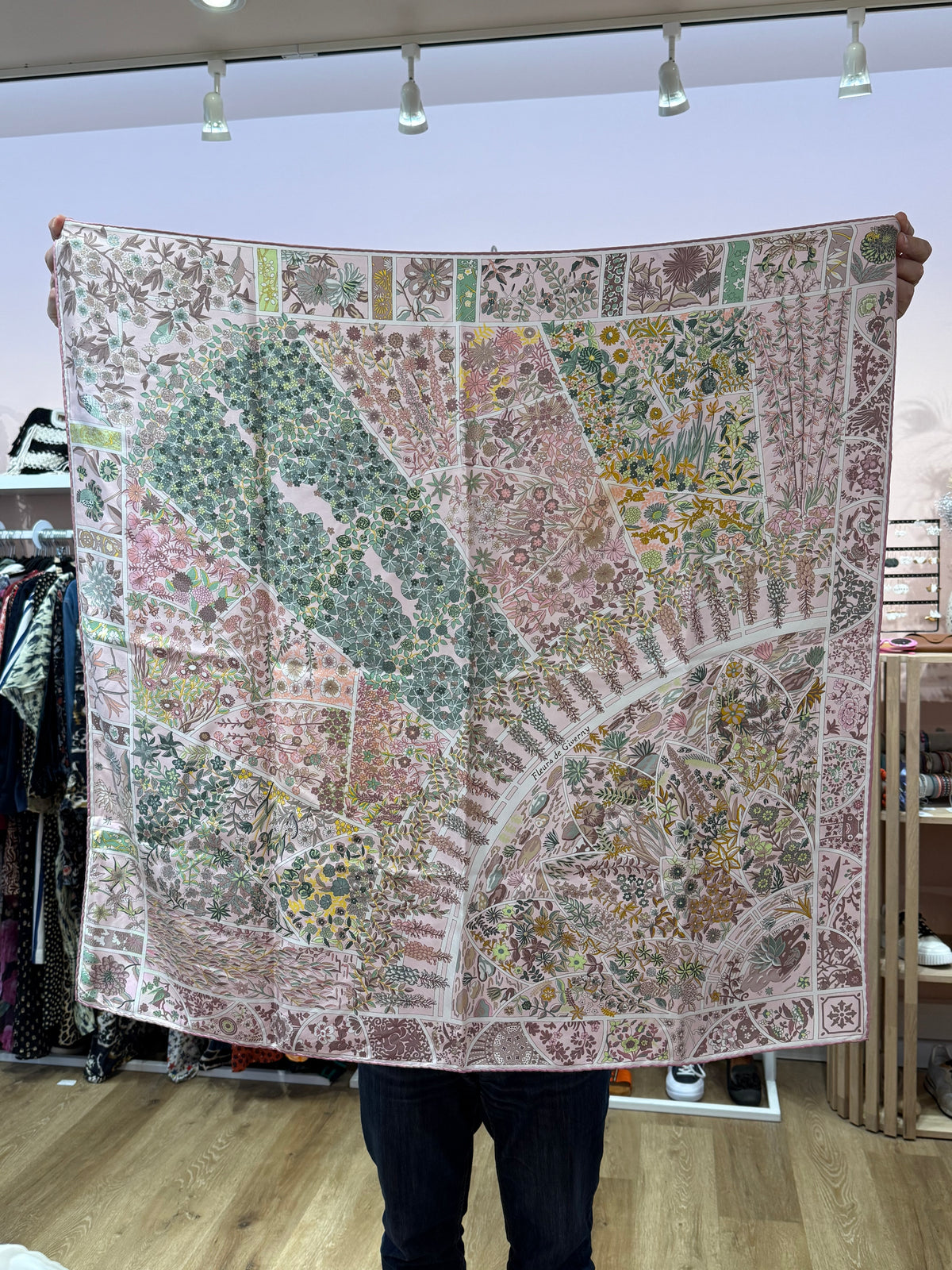 Foulard Hermès fleurs de giverny +boite