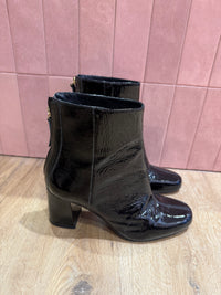 Bottines noires brillantes San Marina T.39
