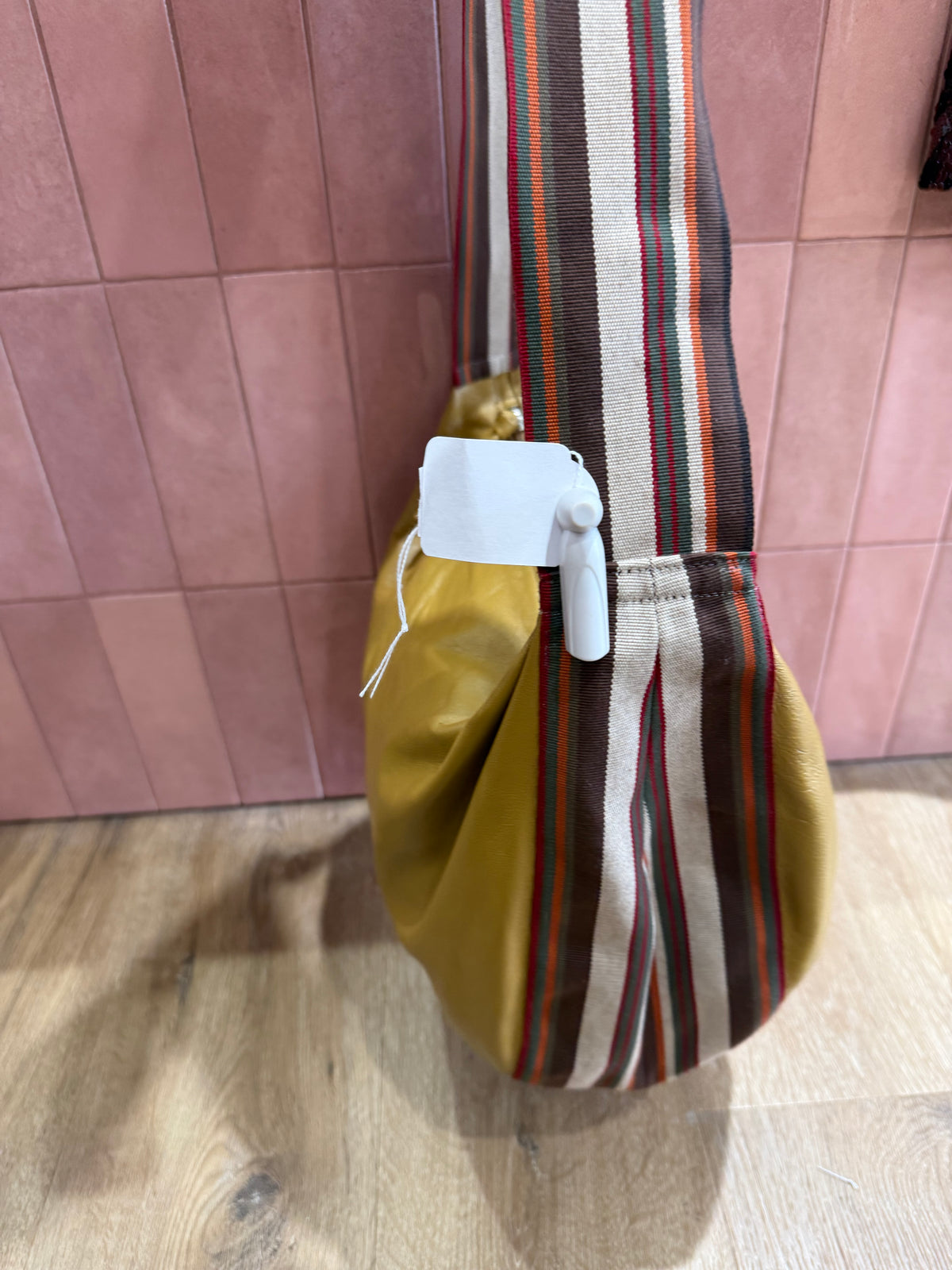 Sac jaune en cuir - jaune - 31/05