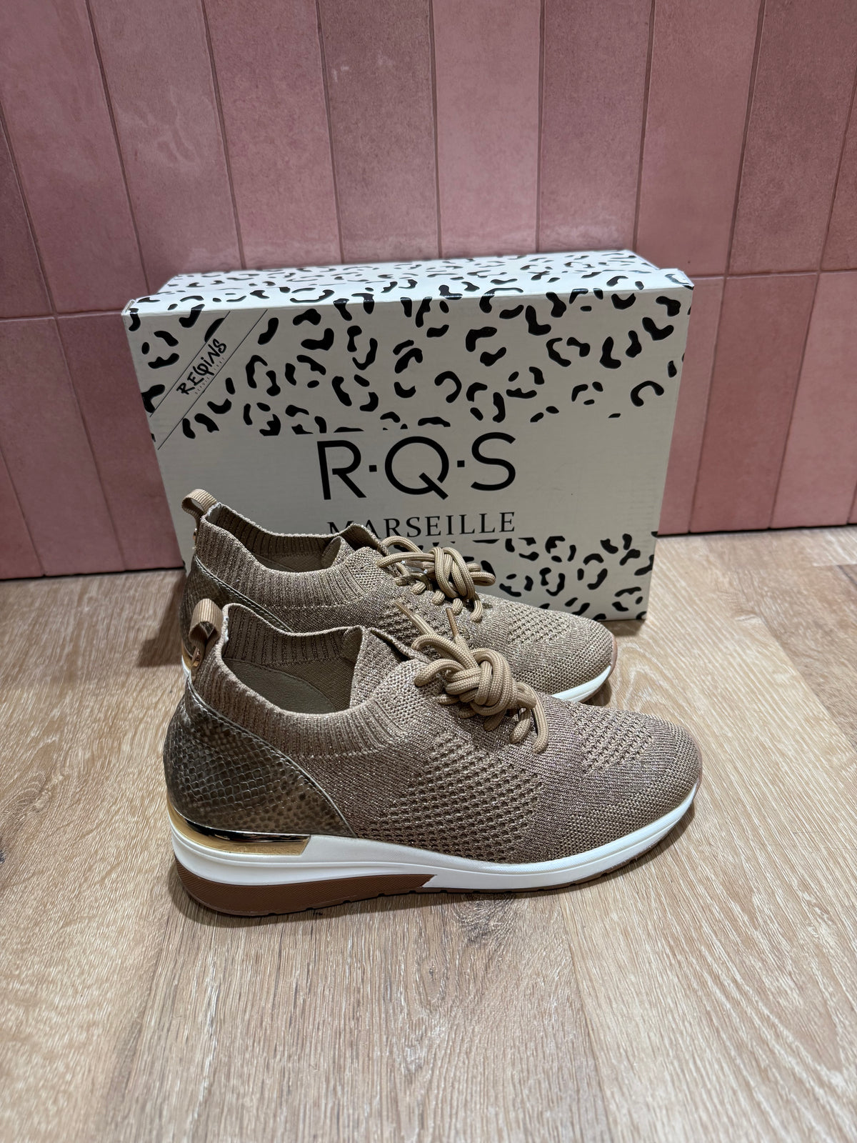 Baskets RQS doré T.39