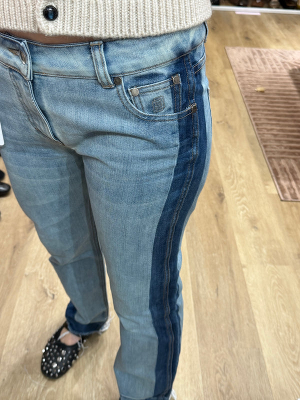 Jean bleu — Essentiel T.36 22/10