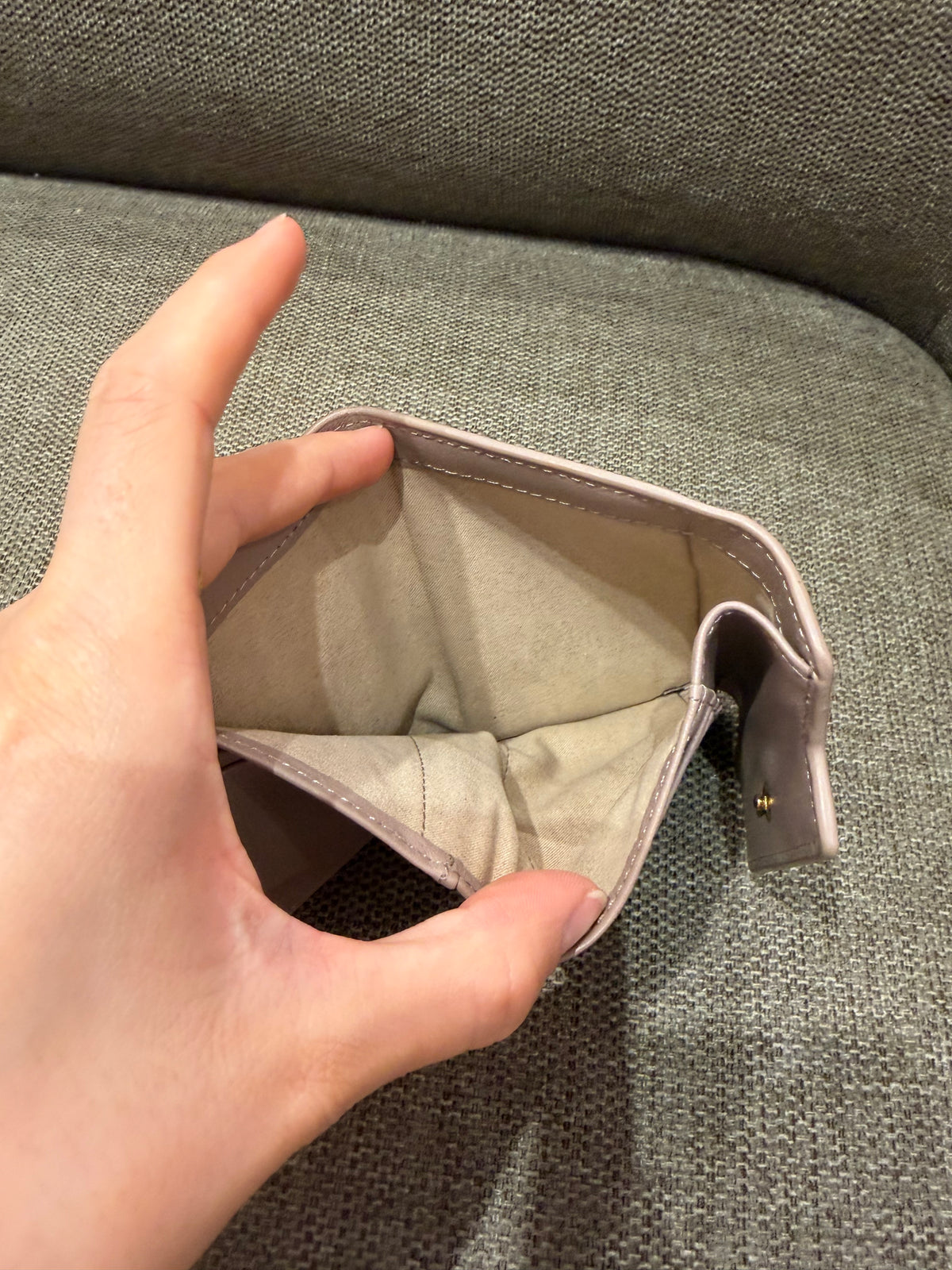 Porte-feuille taupe le tanneur 21/09