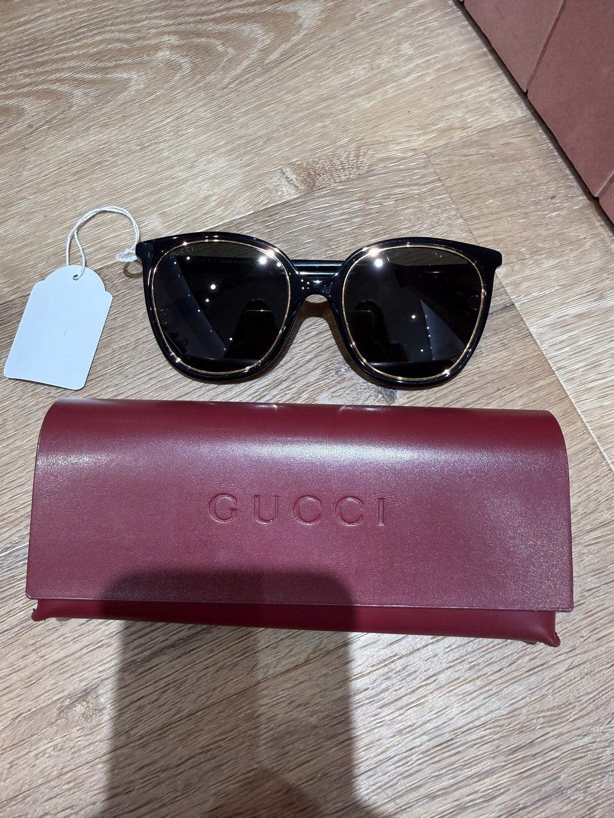 Lunette noir Gucci 30-05