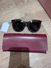 Lunette noir Gucci 30-05