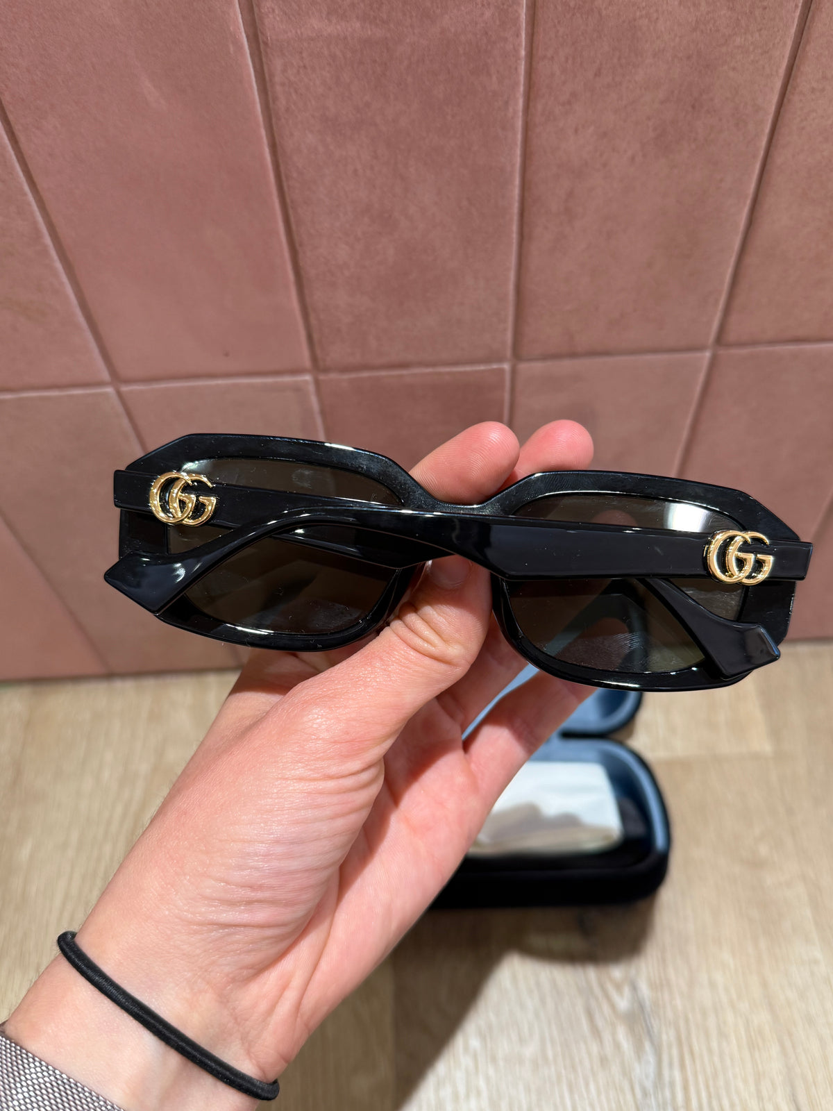 Lunettes Gucci très bon état 11/06