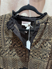 Blouse noire broderie beige Antik batik T.M 12/10