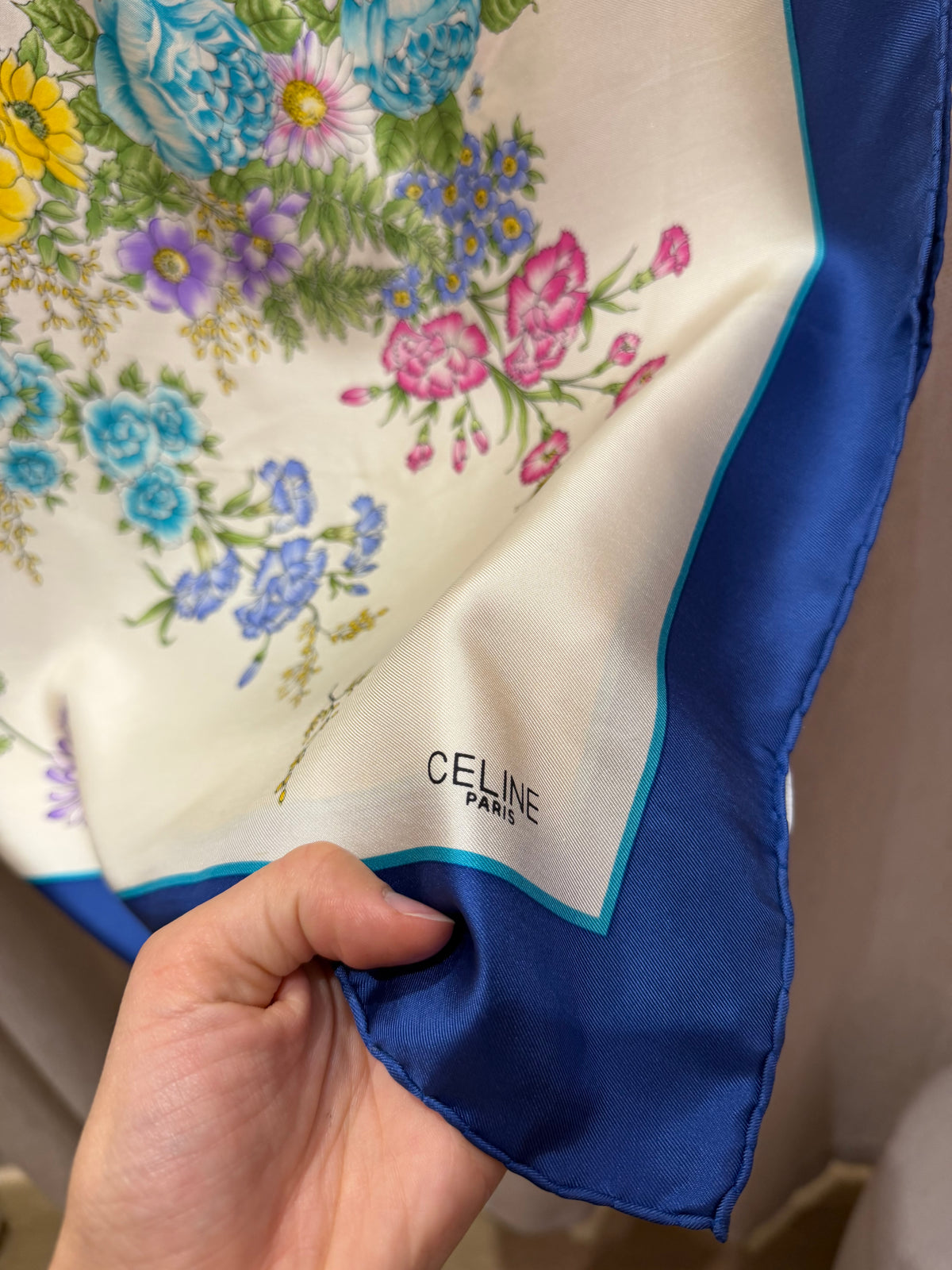 Foulard Céline en soie 17/10