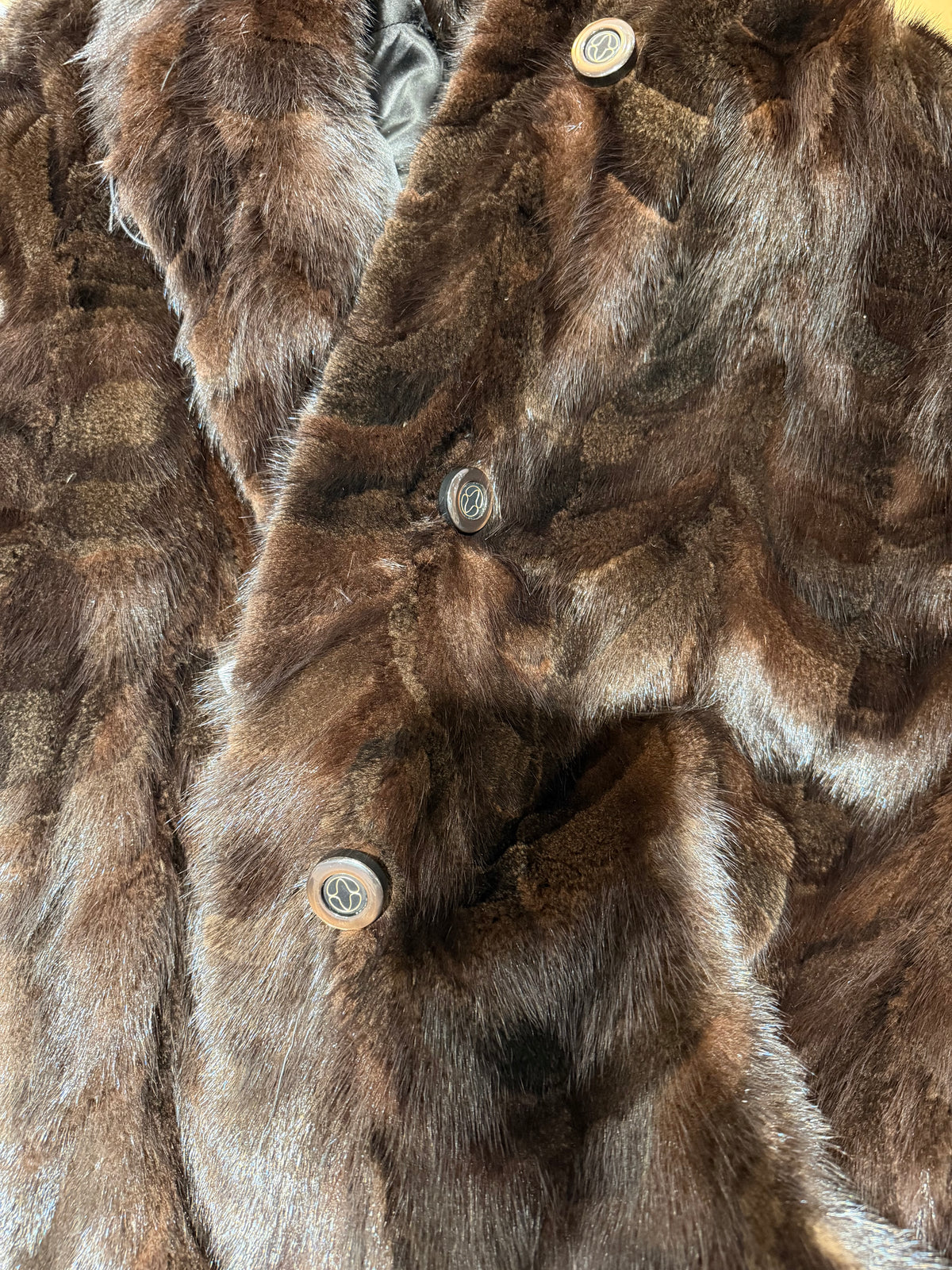 Manteau en fourrure de vison – M 11/10