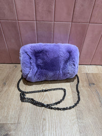 Sac bandoulière violet en fourrure 20/09